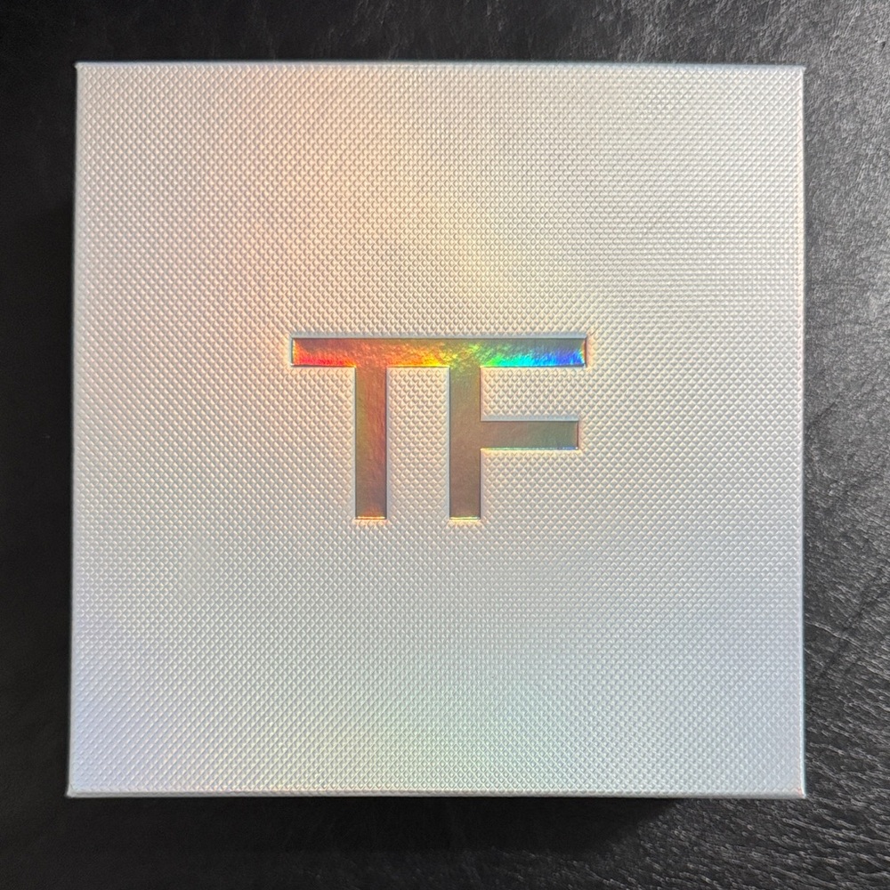Tom Ford Holographic Box - Picture 1 of 6